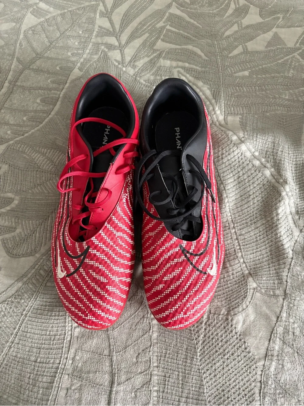 Phantom Red Men’s Soccer Cleats - Lightweight Performance